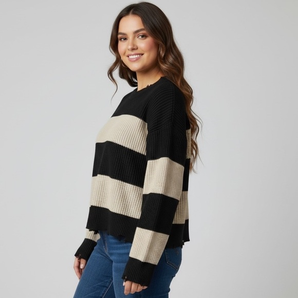 Pistola Black and Cream Women’s Stripe Sweater Size S - Picture 2 of 9